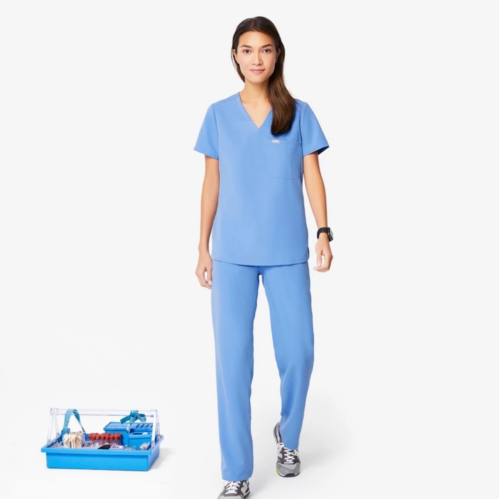 Figs Women's Scrub Set in Light Blue